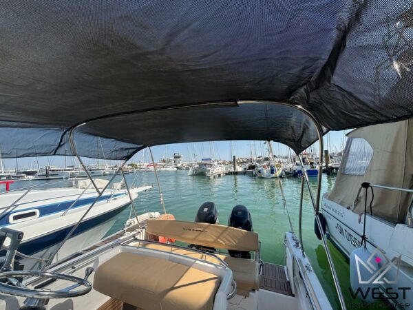 WHITE SHARK 246 – Image 8