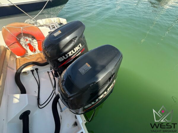 WHITE SHARK 246 – Image 19