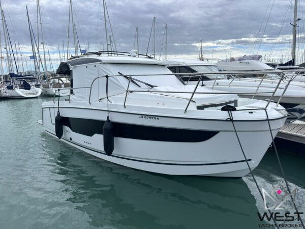JEANNEAU MERRY FISHER 895 CROISIÈRE SÉRIE 2 – Image 2