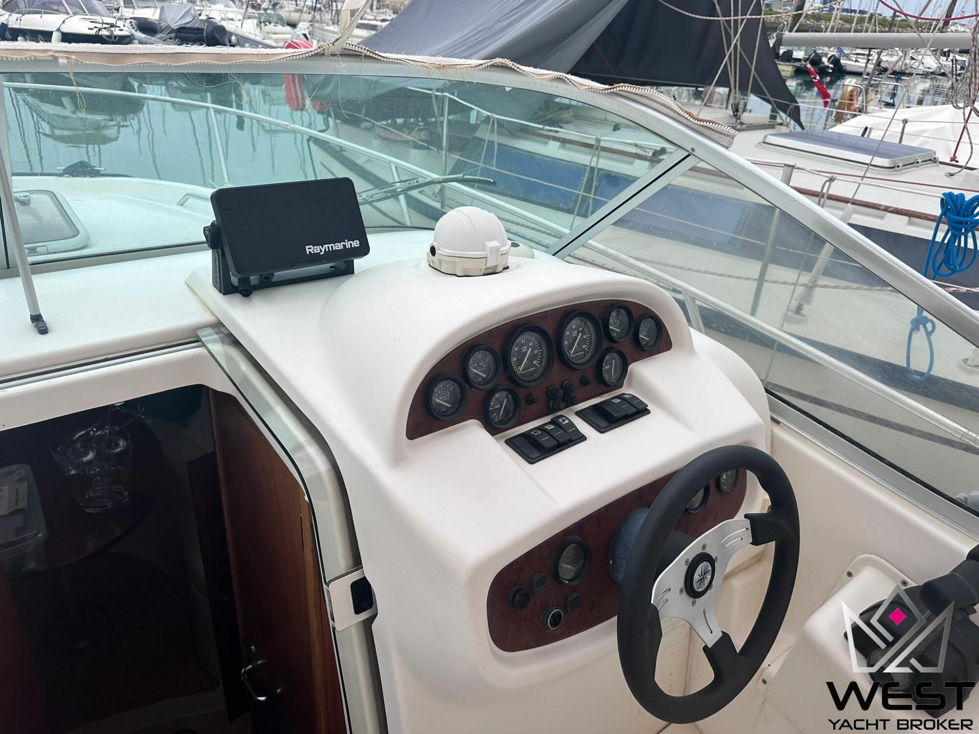 JEANNEAU LEADER 805 – Image 19