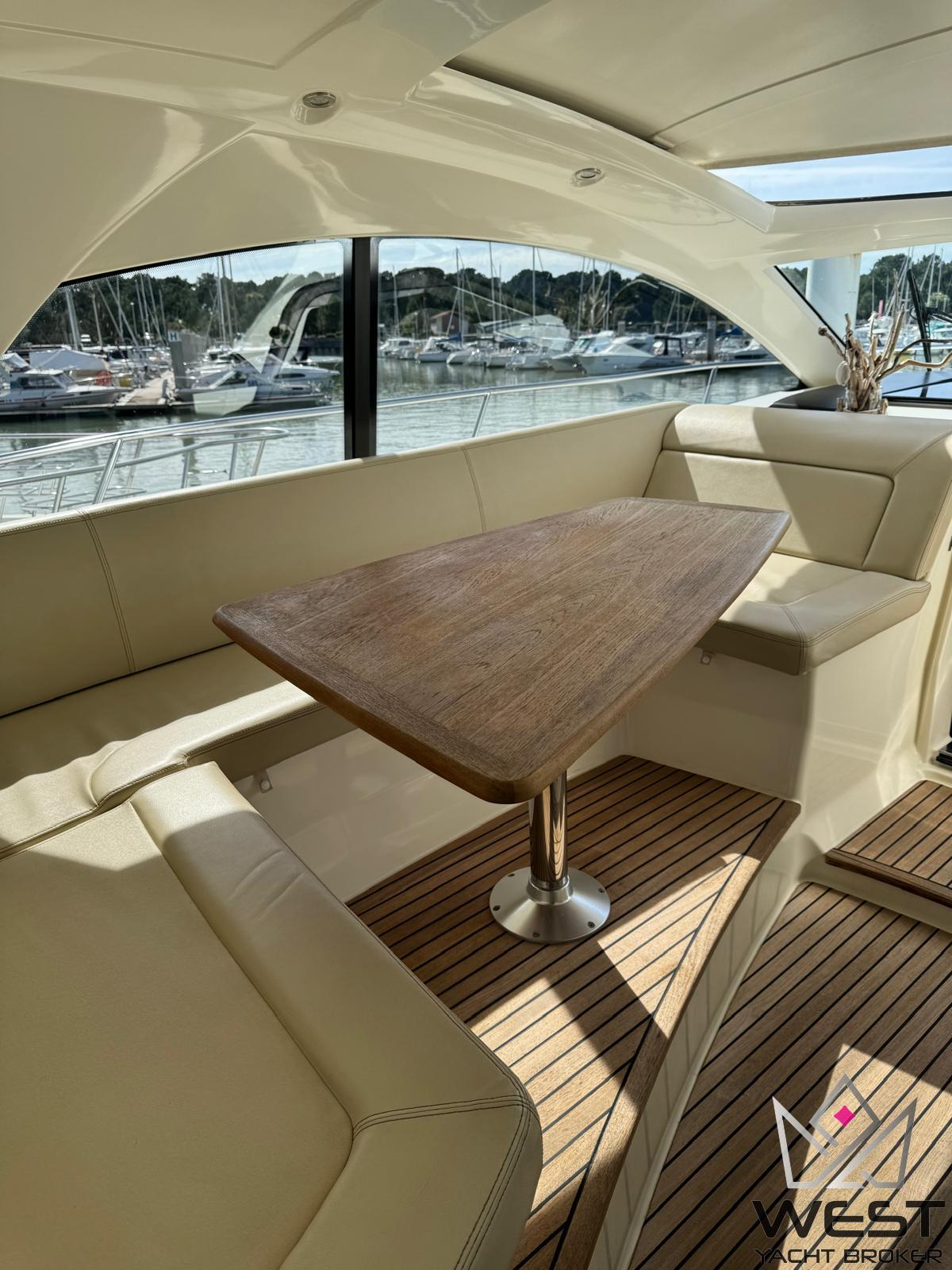 PRESTIGE PRESTIGE 42 S – Image 9