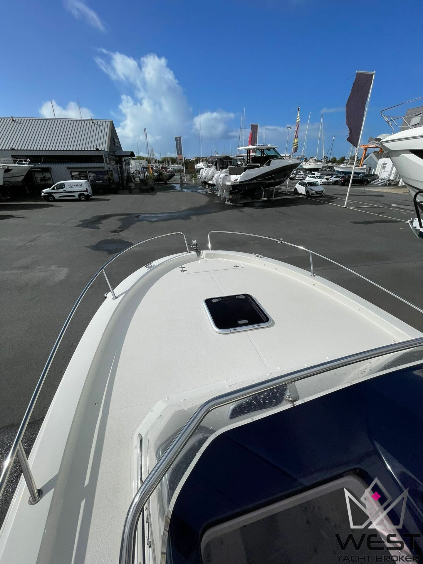 PACIFIC CRAFT 700 SUN CRUISER – Image 7