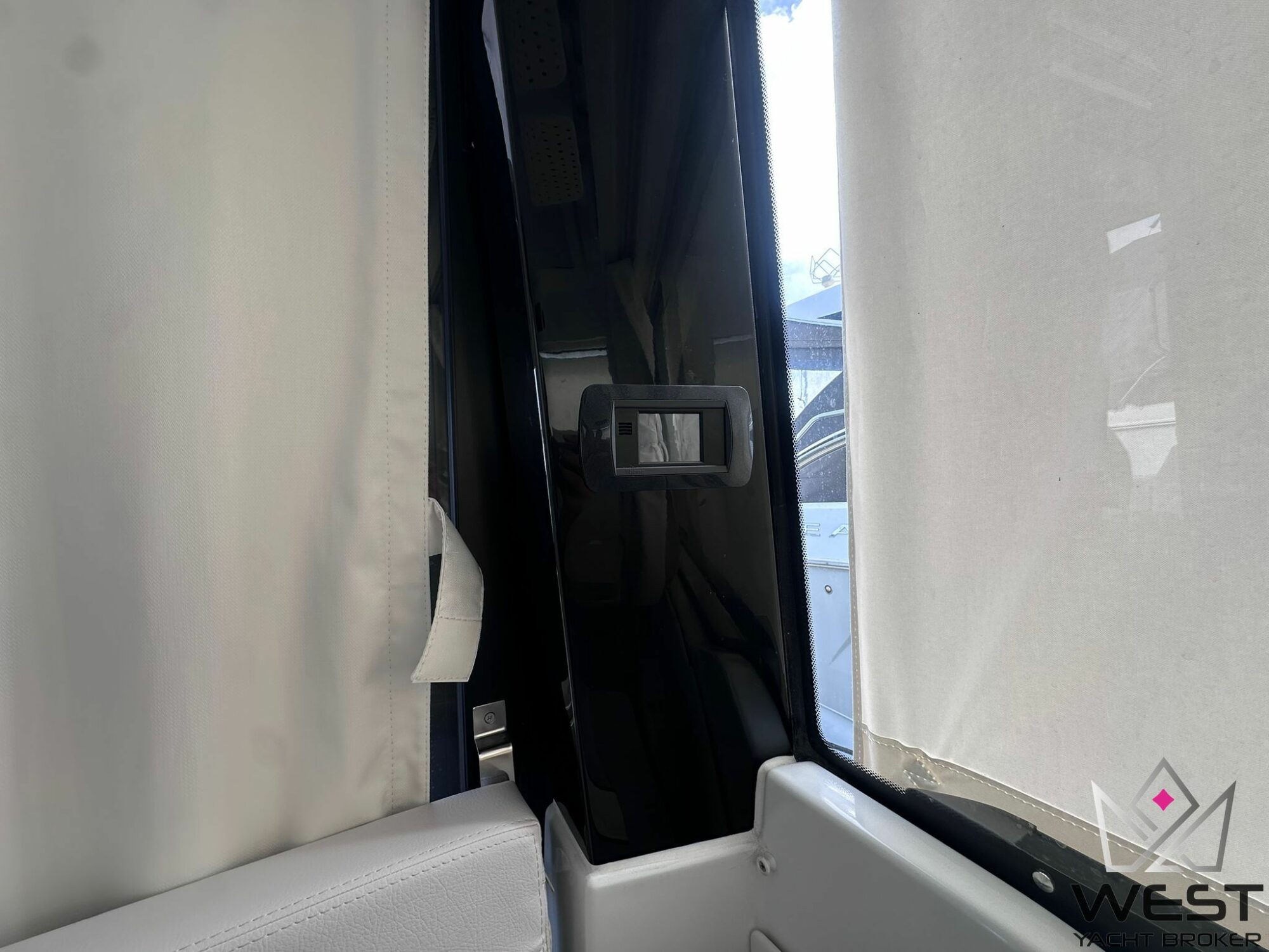 JEANNEAU -1 – Image 18