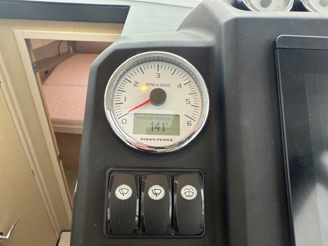 JEANNEAU NC 37 - Image 12