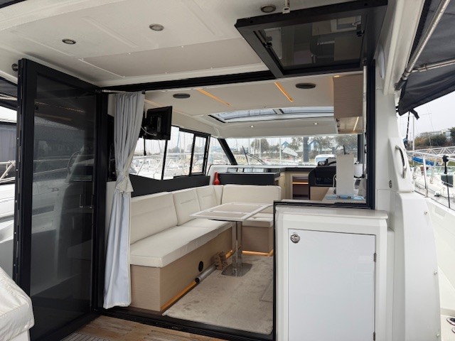 JEANNEAU NC 37 - Image 4