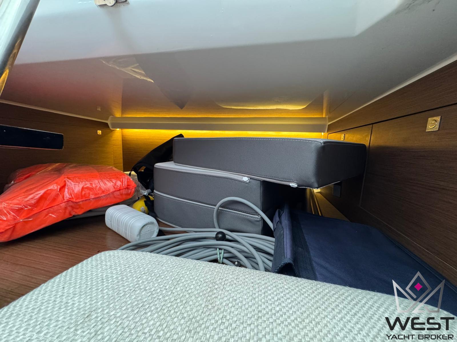 JEANNEAU CAP CAMARAT 9.0 CC – Image 15