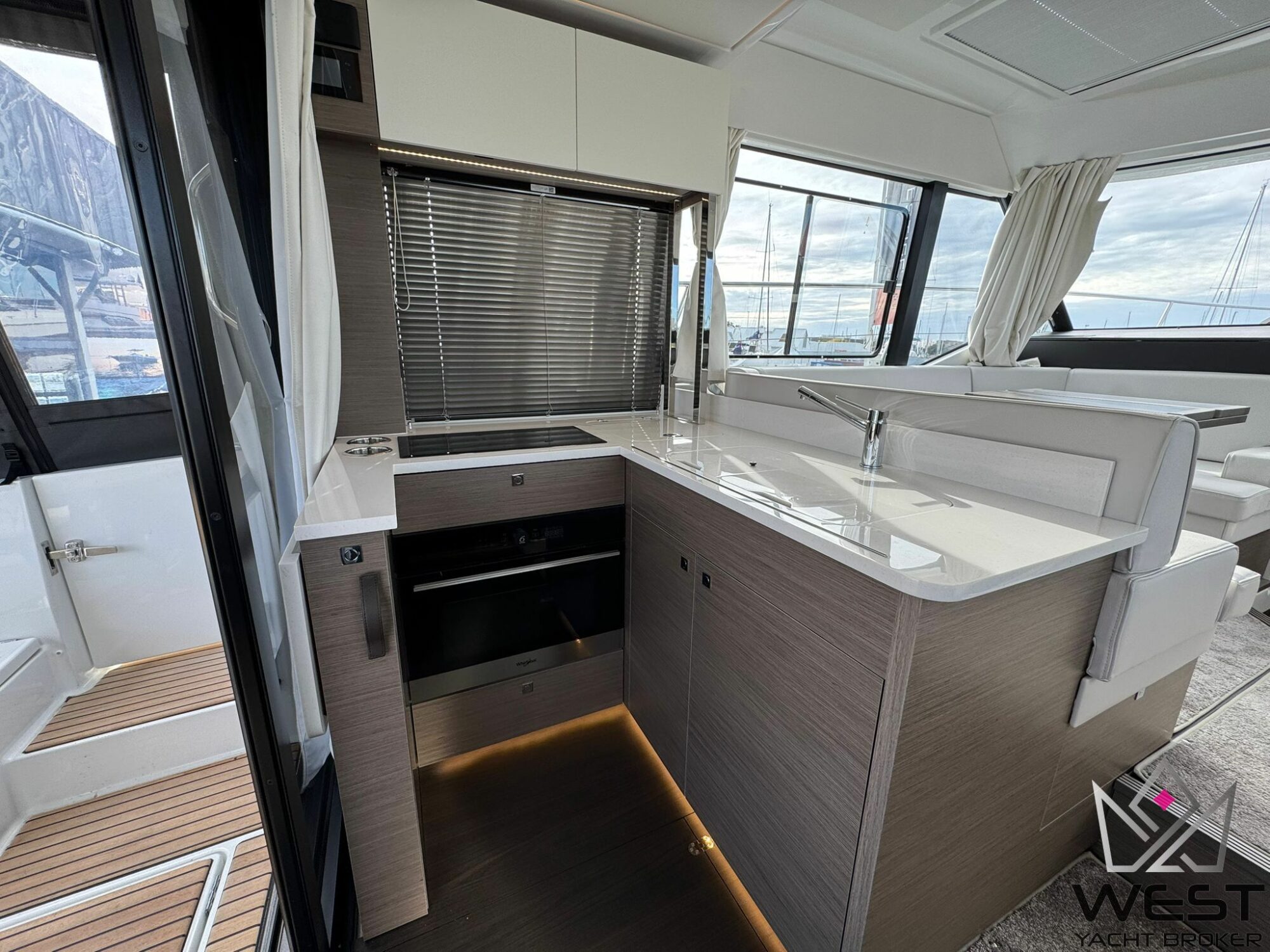 JEANNEAU MERRY FISHER 1295 COUPE - Image 9