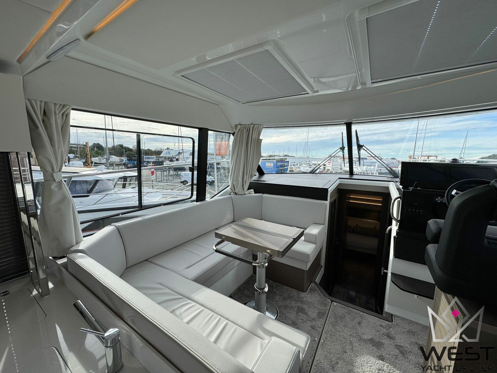 JEANNEAU MERRY FISHER 1295 COUPE - Image 11