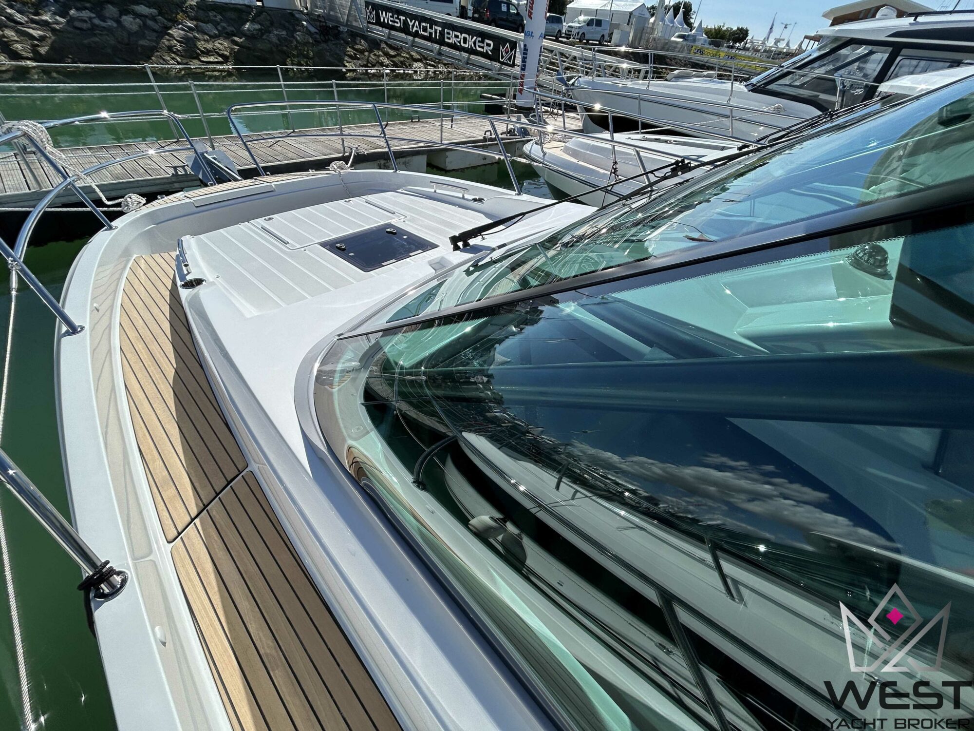 JEANNEAU CAP CAMARAT 10.5 WA S.2 – Image 7