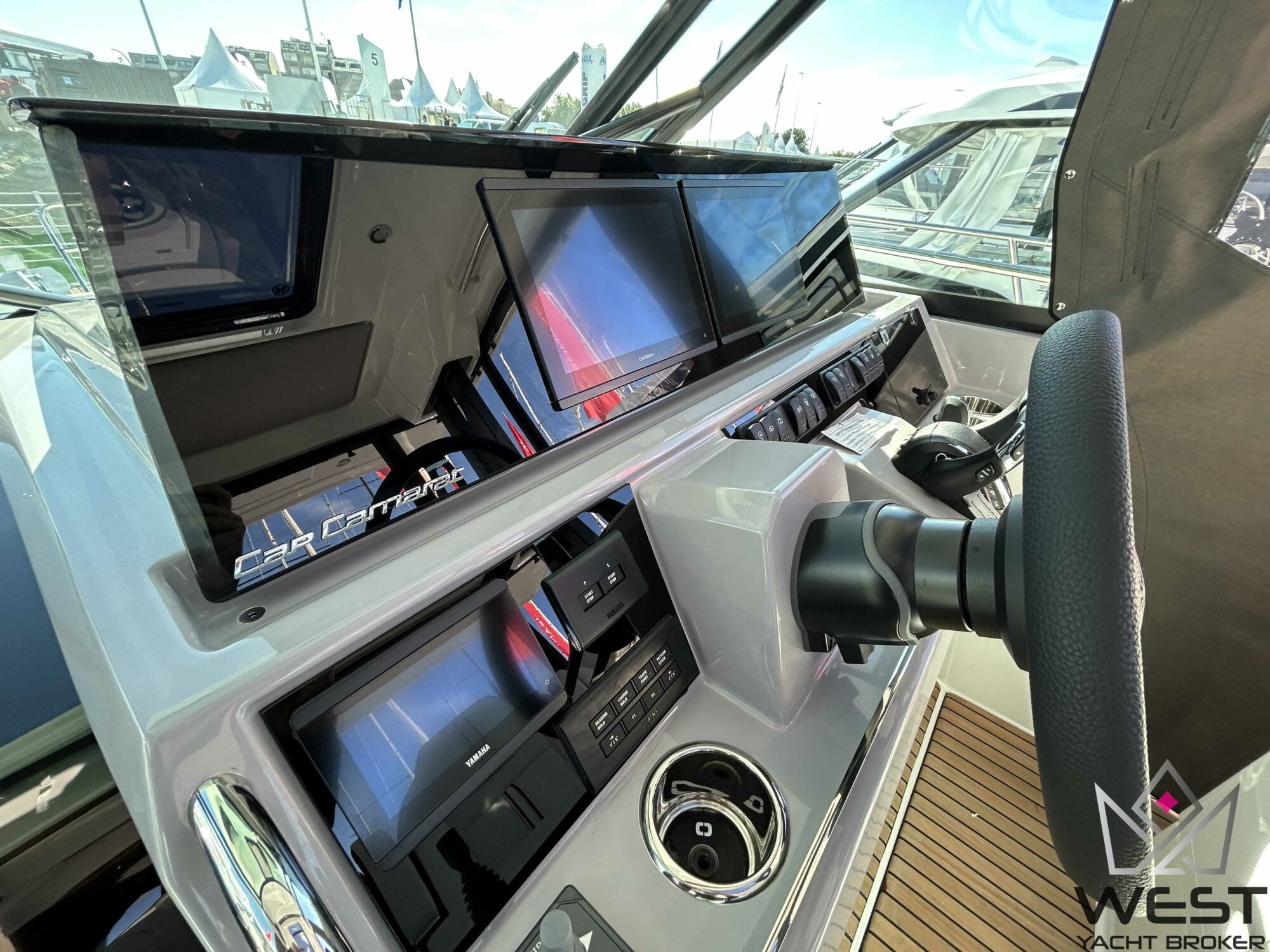 JEANNEAU CAP CAMARAT 10.5 WA S.2 – Image 14