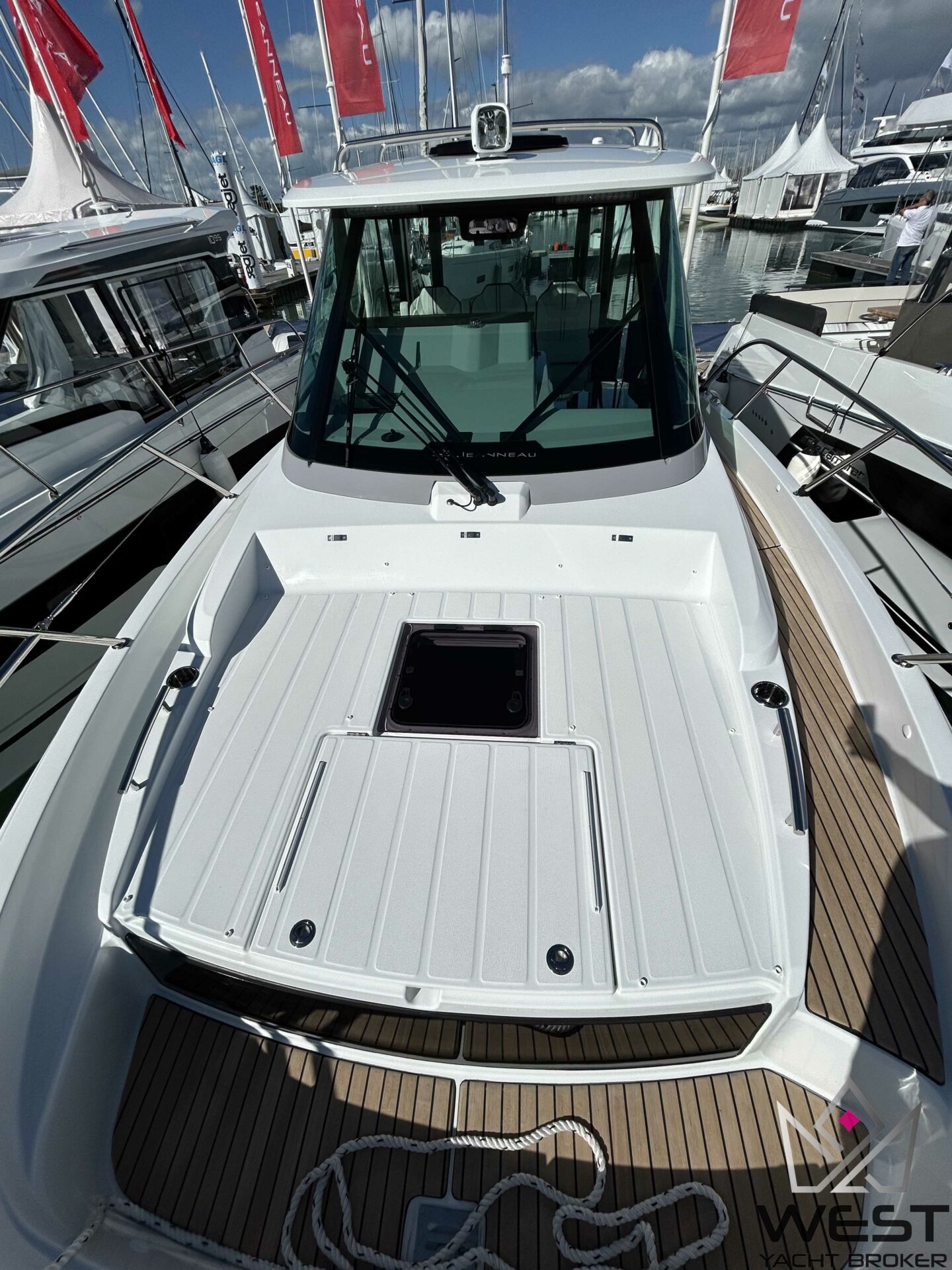 JEANNEAU CAP CAMARAT 10.5 WA S.2 – Image 18