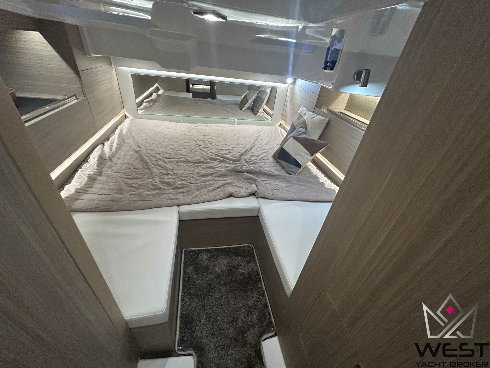 JEANNEAU CAP CAMARAT 10.5 WA S.2 – Image 20