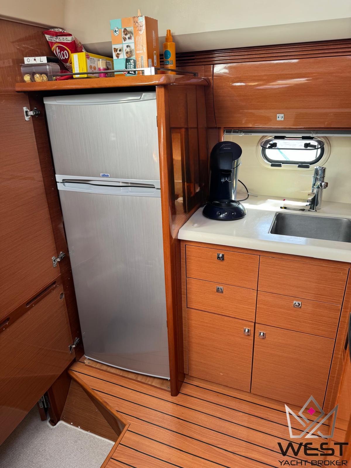 PRESTIGE PRESTIGE 42 S – Image 14