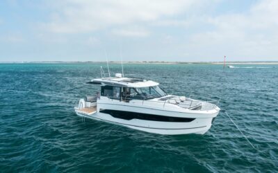 Merry Fisher 1295 Coupé : 5 raisons pour lesquelles ce bateau redéfinit la croisière familiale