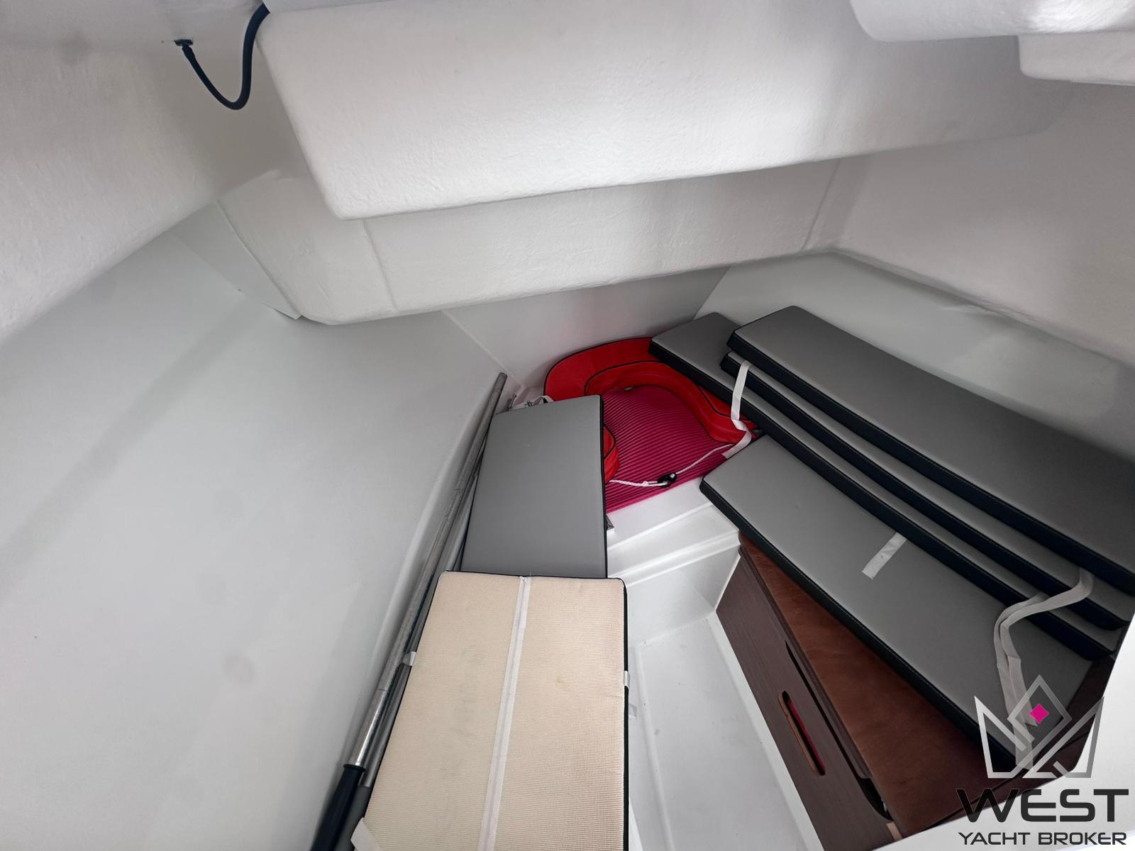 JEANNEAU MERRY FISHER 695 SPORT SERIE 2 – Image 15