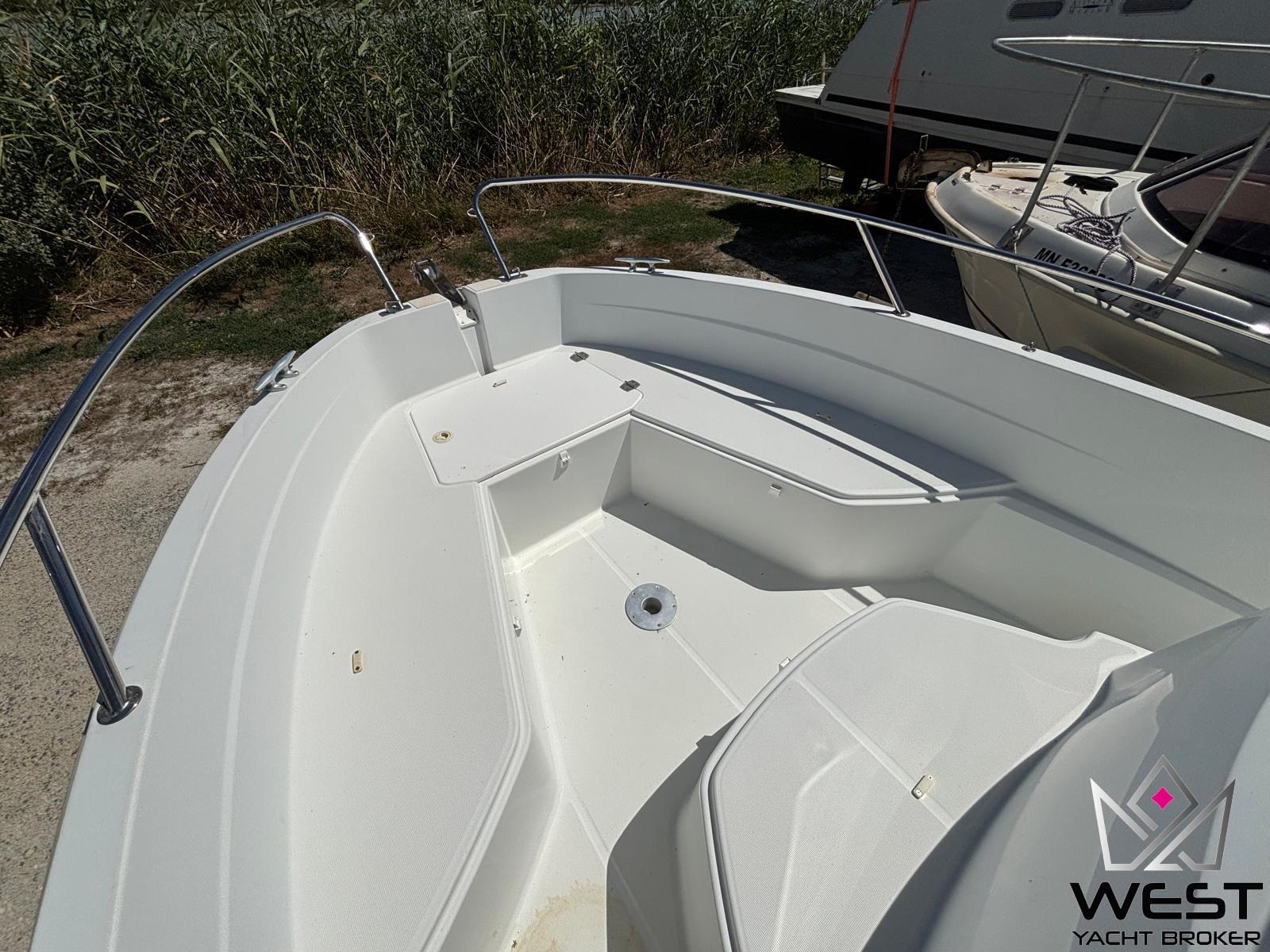 JEANNEAU CAP CAMARAT 5.5 CC – Image 8