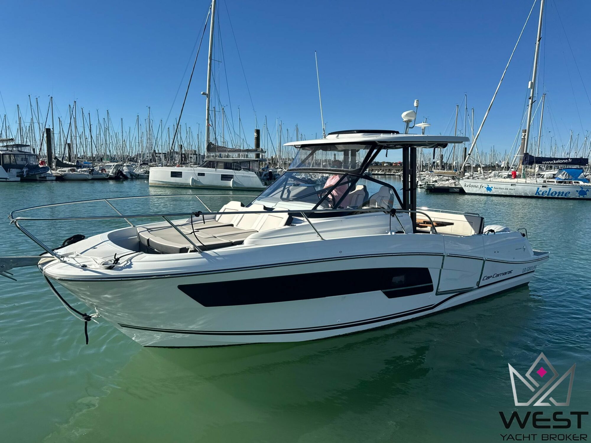 JEANNEAU CAP CAMARAT 9.0 WA SERIE 2 – Image 2