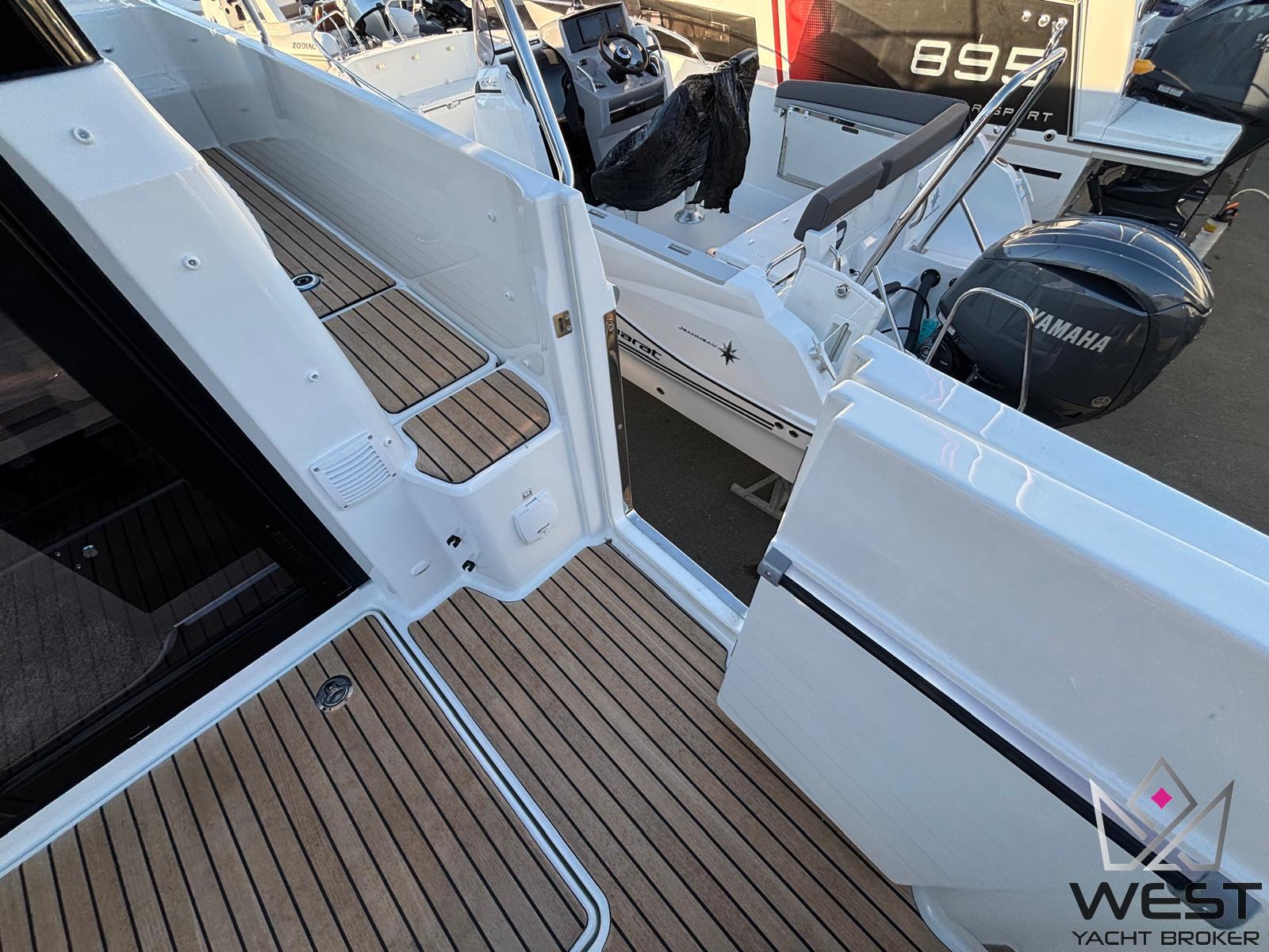 JEANNEAU MERRY FISHER 895 CROISIÈRE SÉRIE 2 – Image 7