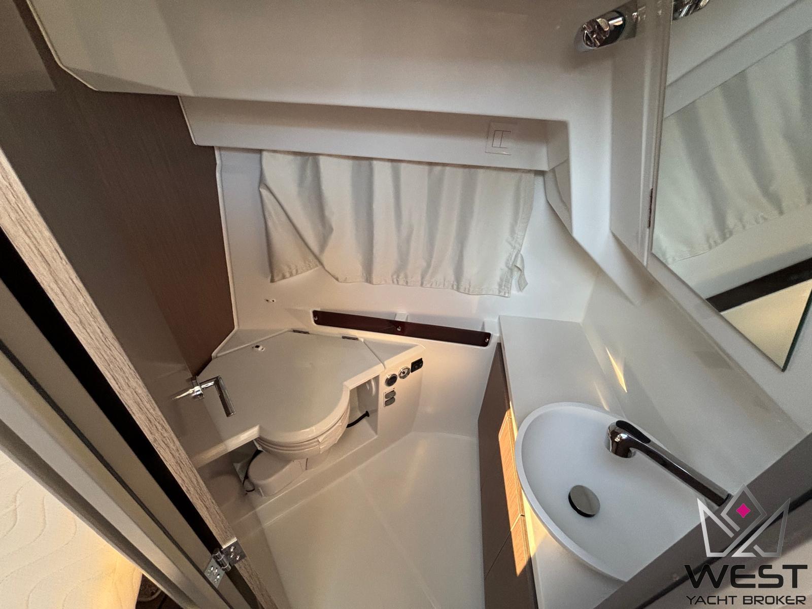 JEANNEAU MERRY FISHER 895 CROISIÈRE SÉRIE 2 – Image 12